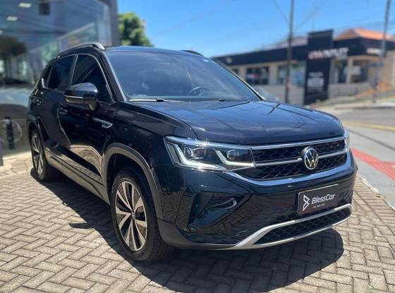 VOLKSWAGEN TAOS 1.4 250 TSI TOTAL FLEX HIGHLINE AUTOMÁTICO